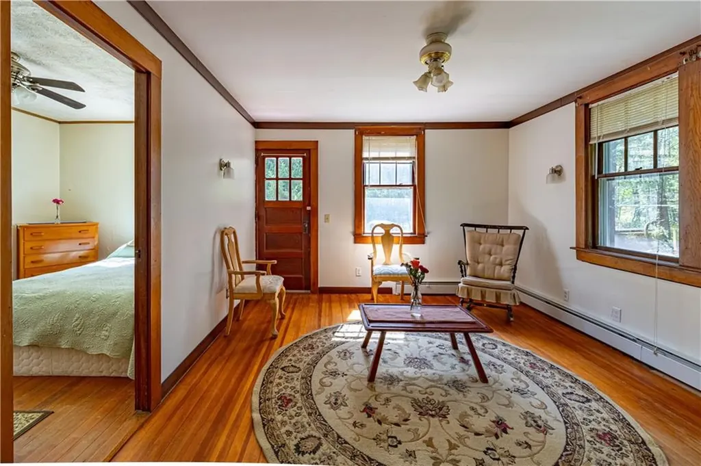 8 Boswell Trail Foster RI 02825