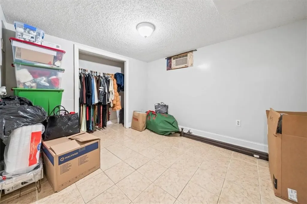 70 Warren Avenue Pawtucket RI 02860