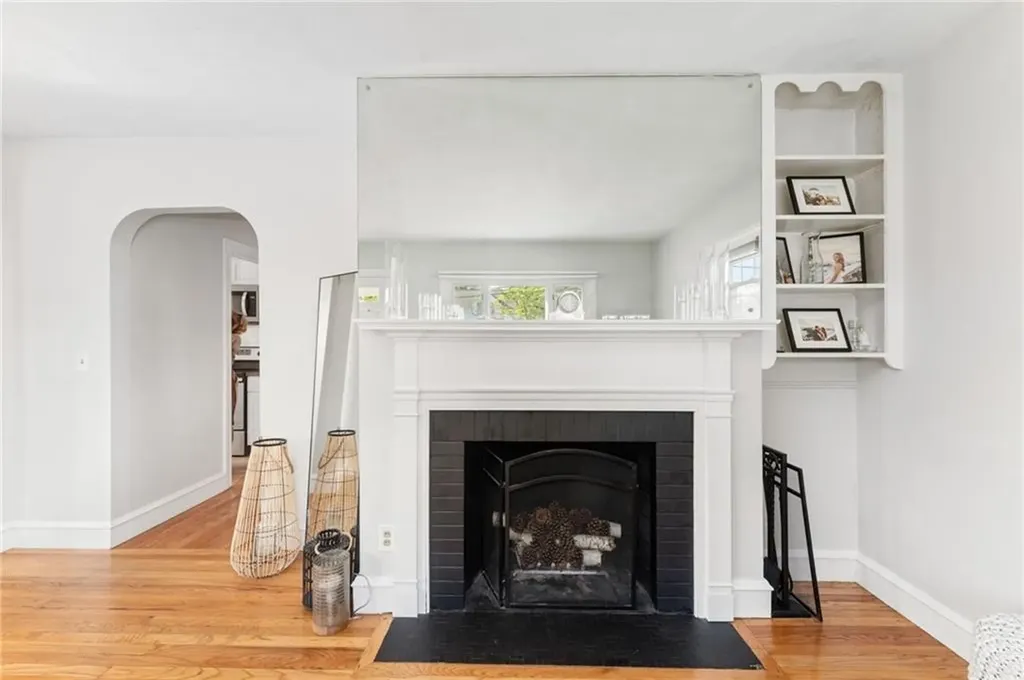 26 Coulters Road Cranston RI 02920
