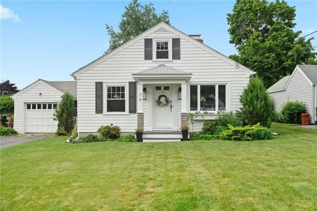 26 Coulters Road Cranston RI 02920