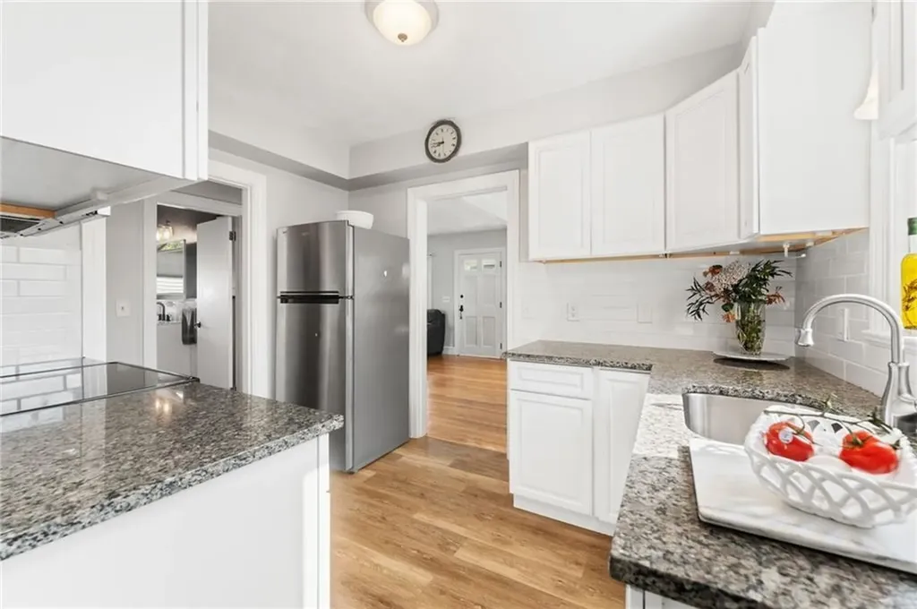 26 Coulters Road Cranston RI 02920