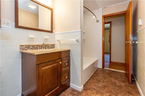 16 Pennsylvania Avenue Jamestown RI 02835