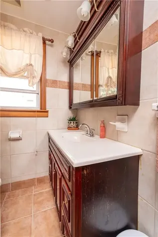 17 Marden Street Cranston RI 02910