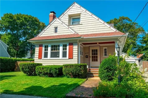 17 Marden Street Cranston RI 02910