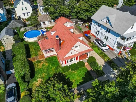 17 Marden Street Cranston RI 02910