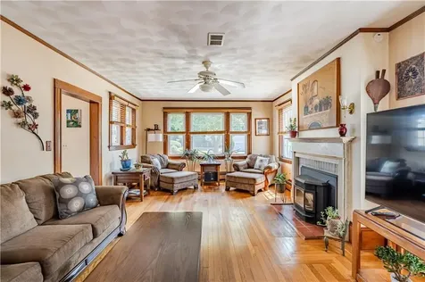 17 Marden Street Cranston RI 02910