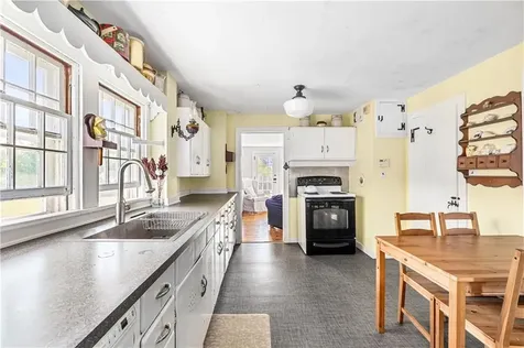 8 S Taylors Lane South Lane Little Compton RI 02837