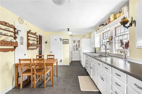 8 S Taylors Lane South Lane Little Compton RI 02837