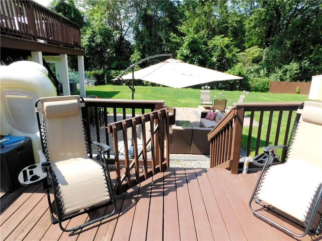 27 Nardolillo Street Johnston RI 02919