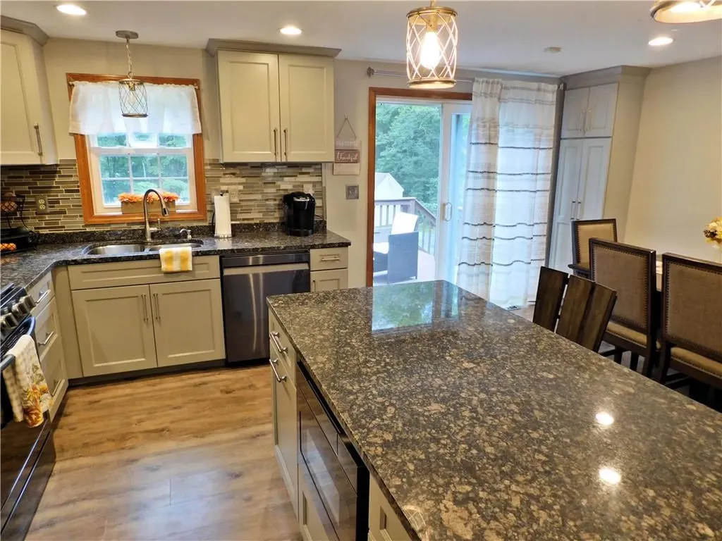 27 Nardolillo Street Johnston RI 02919