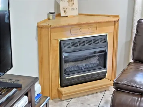 27 Nardolillo Street Johnston RI 02919