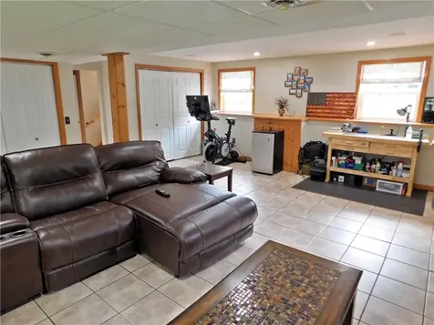 27 Nardolillo Street Johnston RI 02919