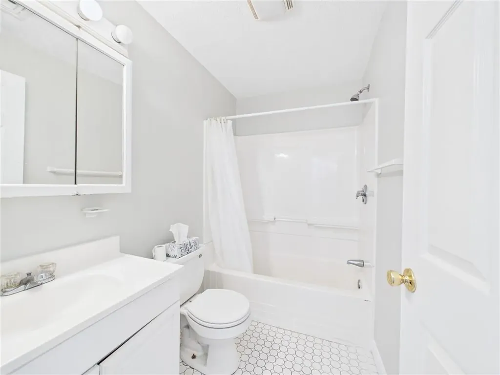 25 Devereux Street Providence RI 02909