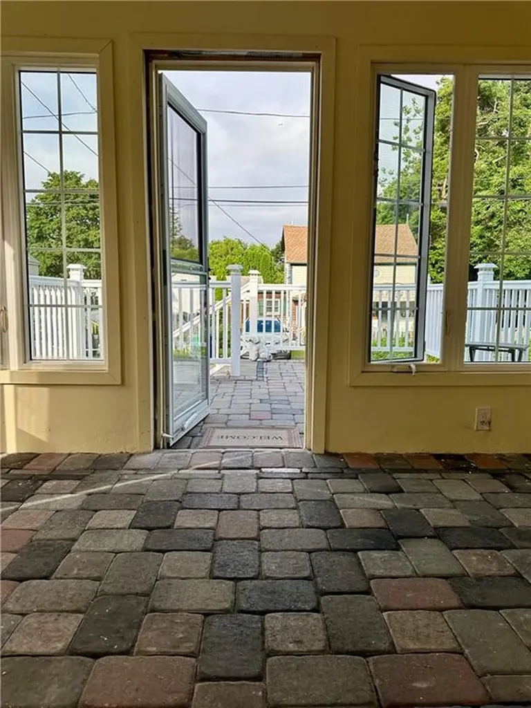539 Tidewater Drive Warwick RI 02889