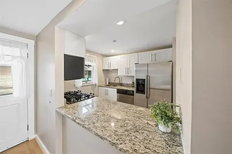 40 Web Avenue North Kingstown RI 02852