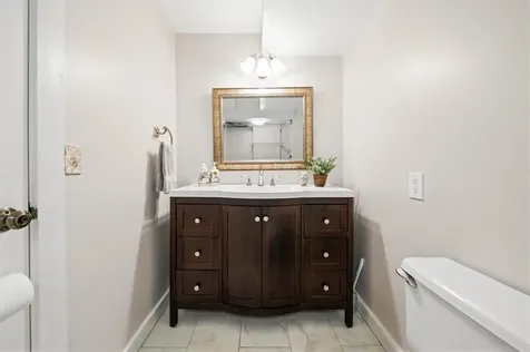 40 Web Avenue North Kingstown RI 02852