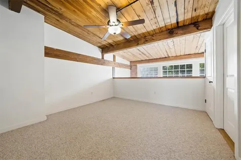 40 Web Avenue North Kingstown RI 02852