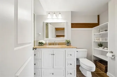 40 Web Avenue North Kingstown RI 02852