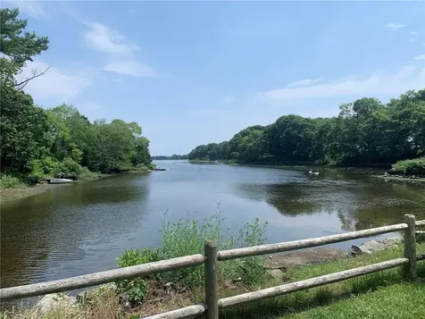 40 Web Avenue North Kingstown RI 02852