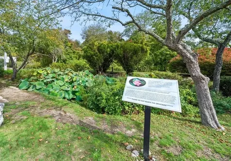 40 Web Avenue North Kingstown RI 02852