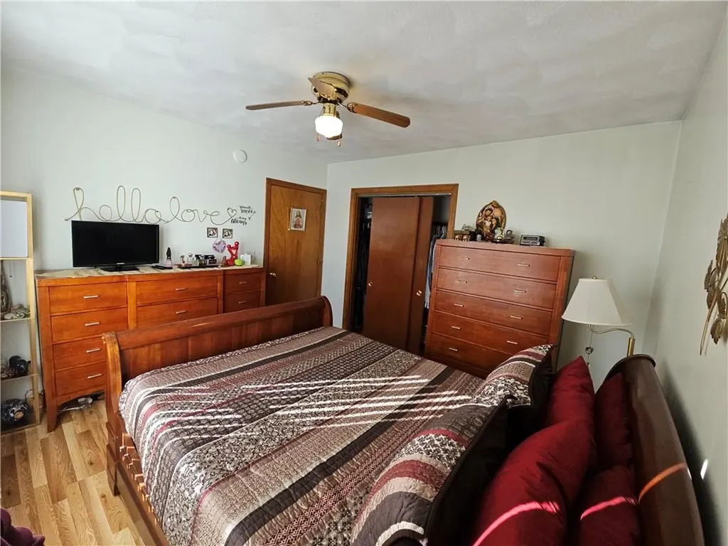 88 Manomet Street Providence RI 02909