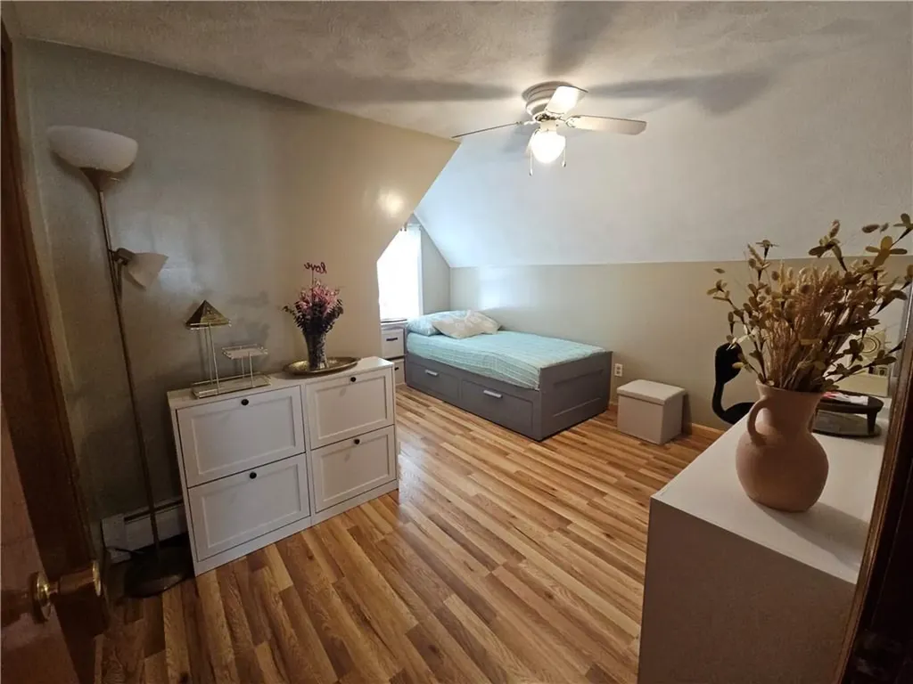 88 Manomet Street Providence RI 02909