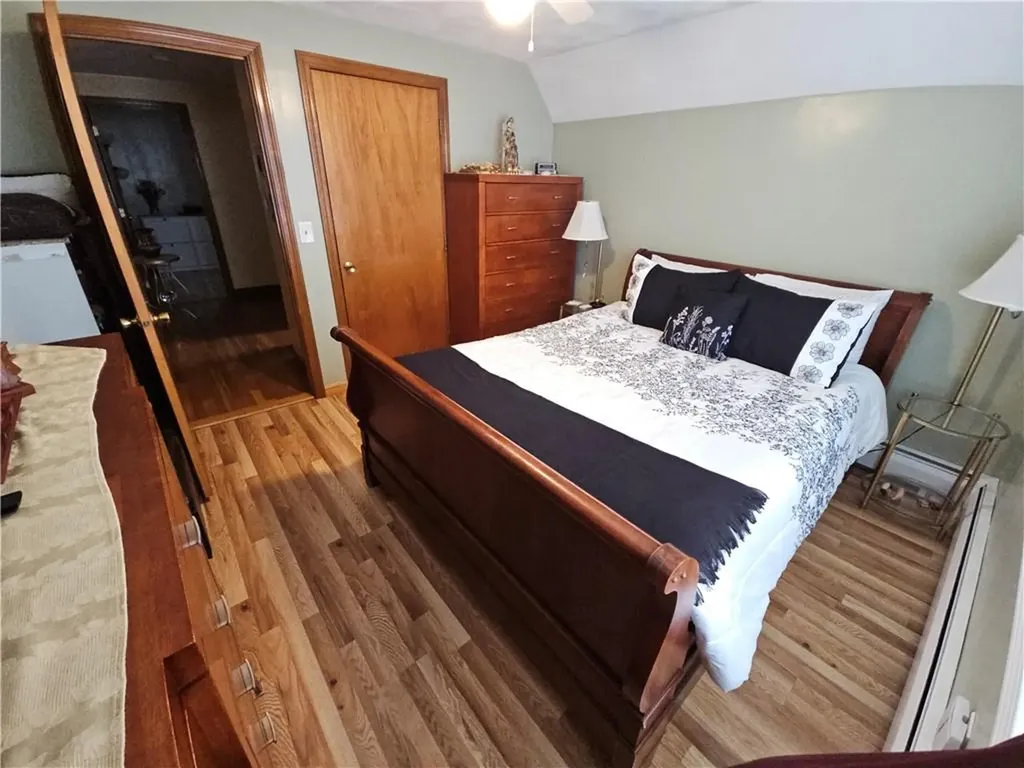 88 Manomet Street Providence RI 02909