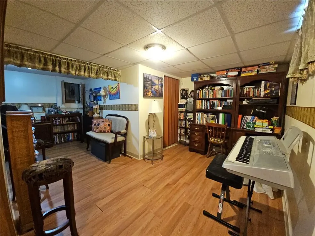 88 Manomet Street Providence RI 02909