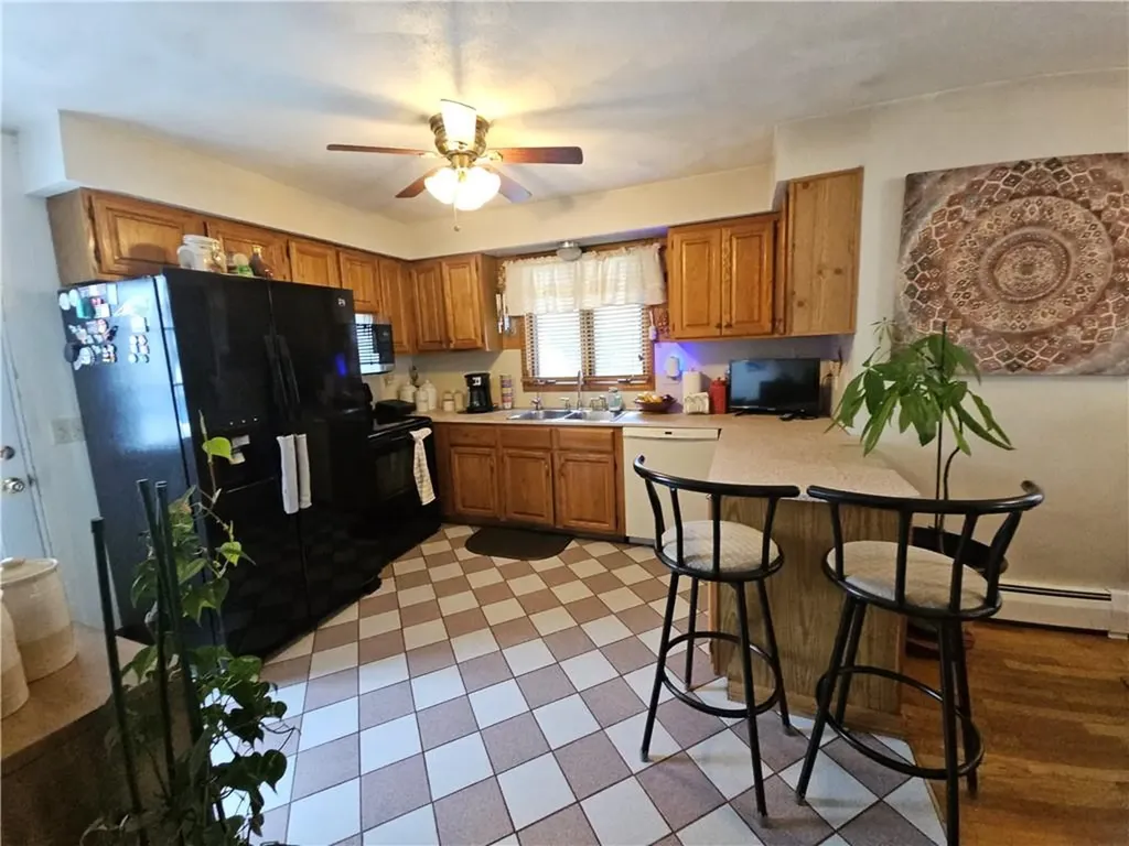 88 Manomet Street Providence RI 02909