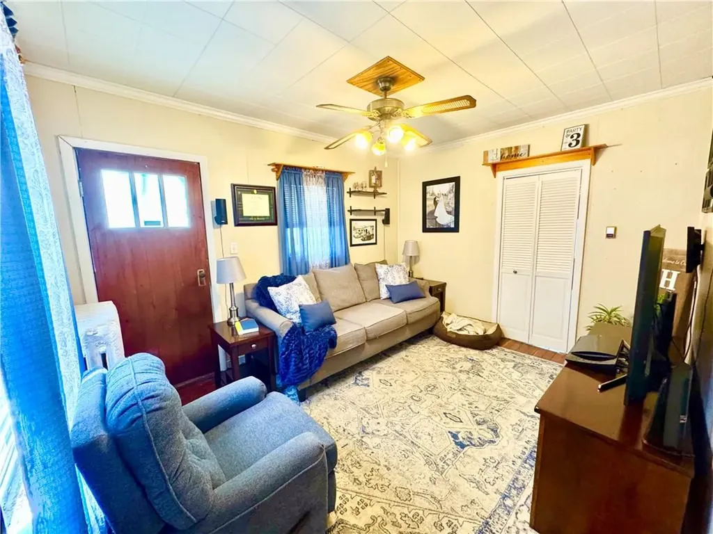 23 Rutland Street Street Woonsocket RI 02895