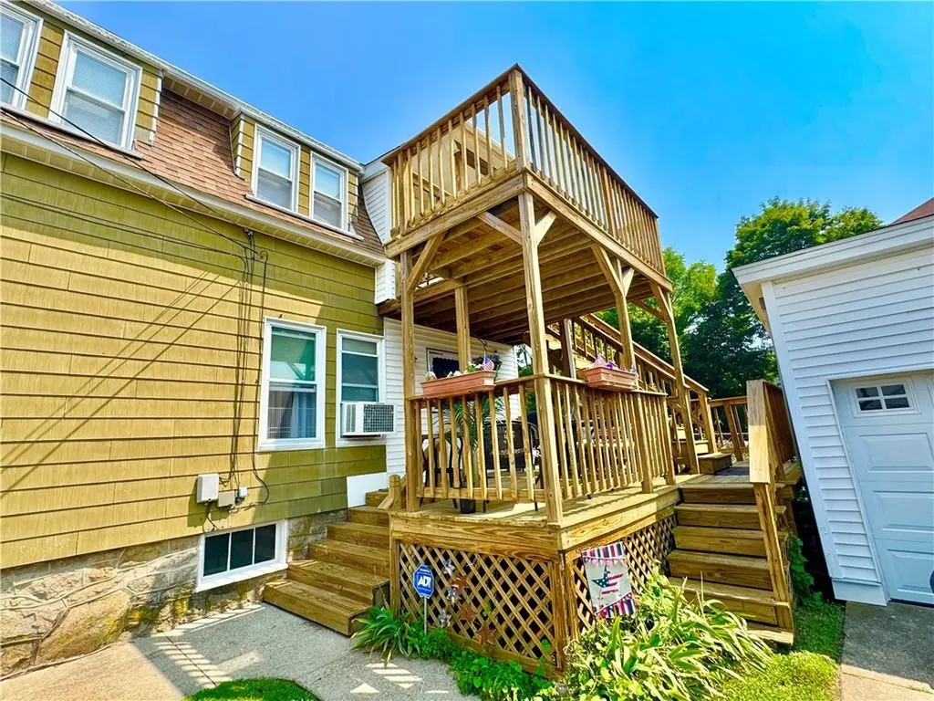 23 Rutland Street Street Woonsocket RI 02895