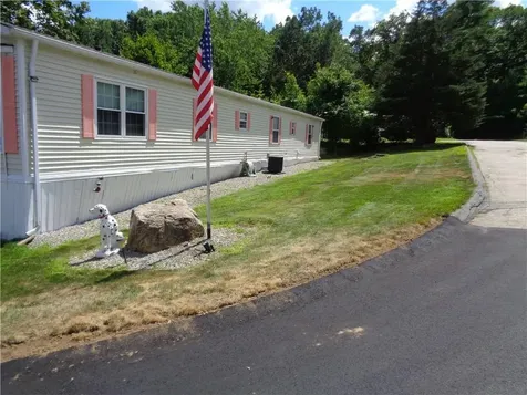 21 Cantaberry Lane Coventry RI 02816