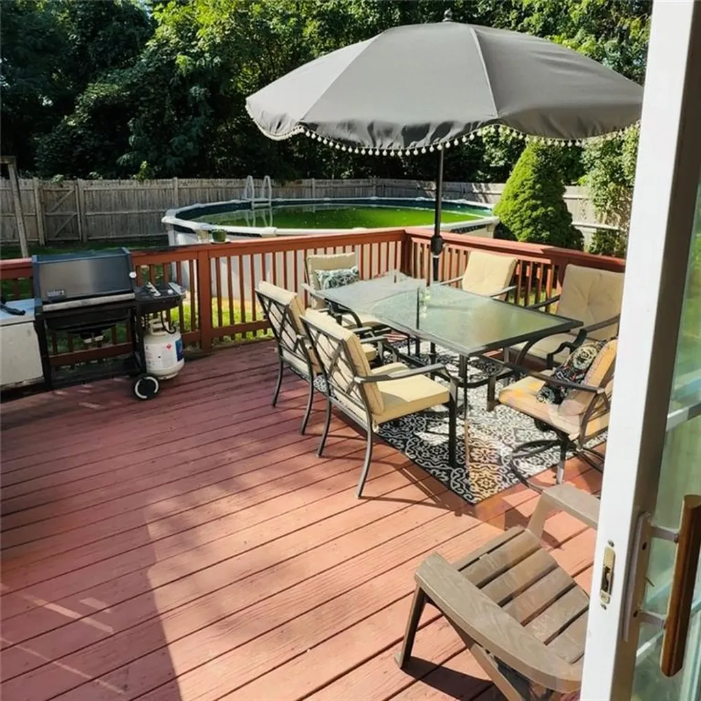 212 Blade Street Warwick RI 02886