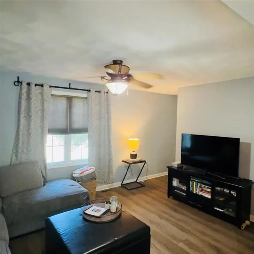 212 Blade Street Warwick RI 02886