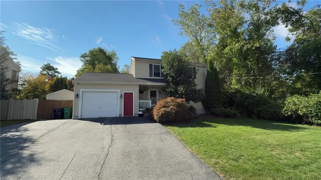 212 Blade Street Warwick RI 02886