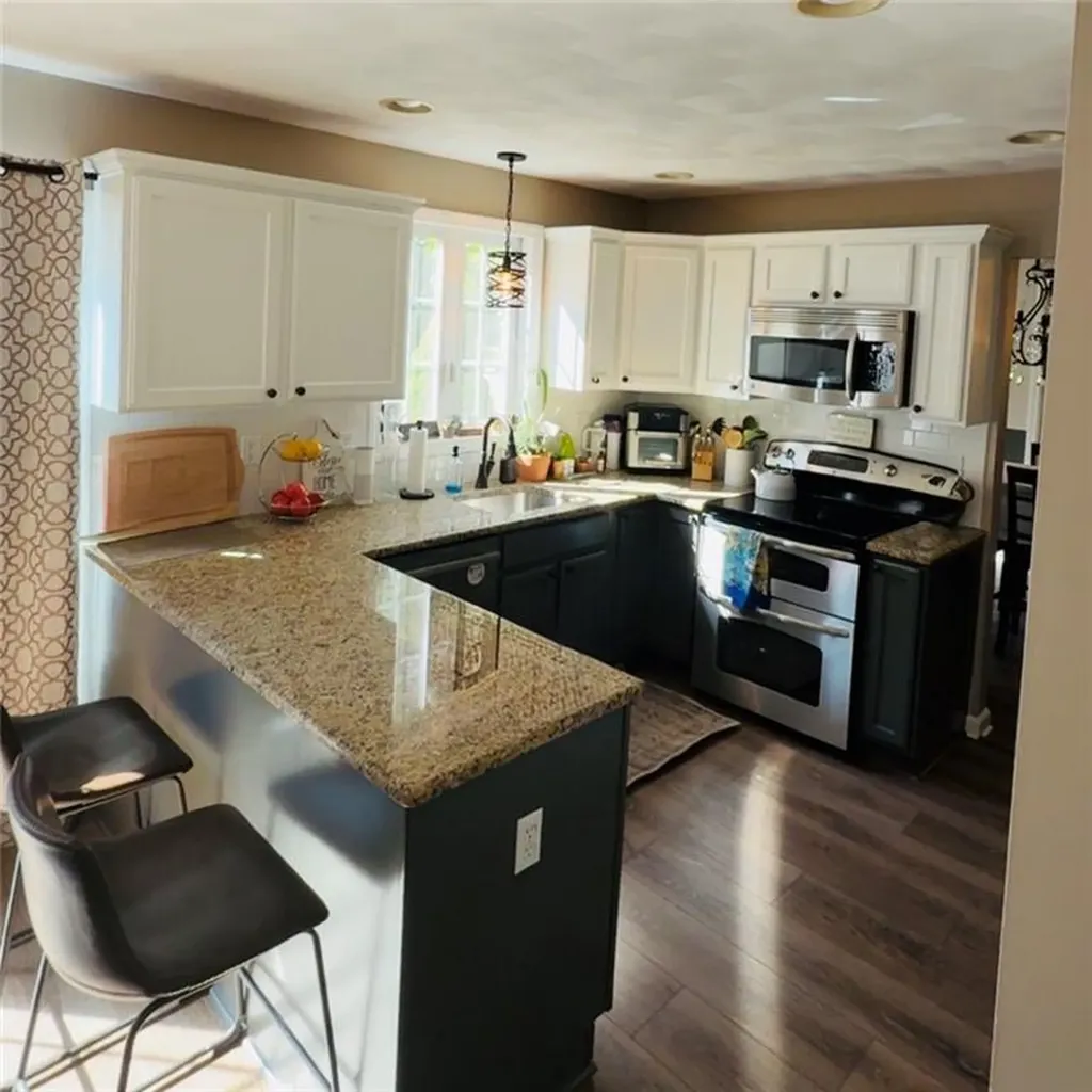212 Blade Street Warwick RI 02886