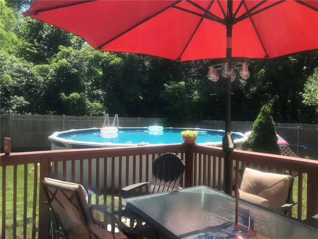 212 Blade Street Warwick RI 02886