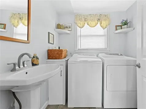 76 West Allenton Road North Kingstown RI 02852