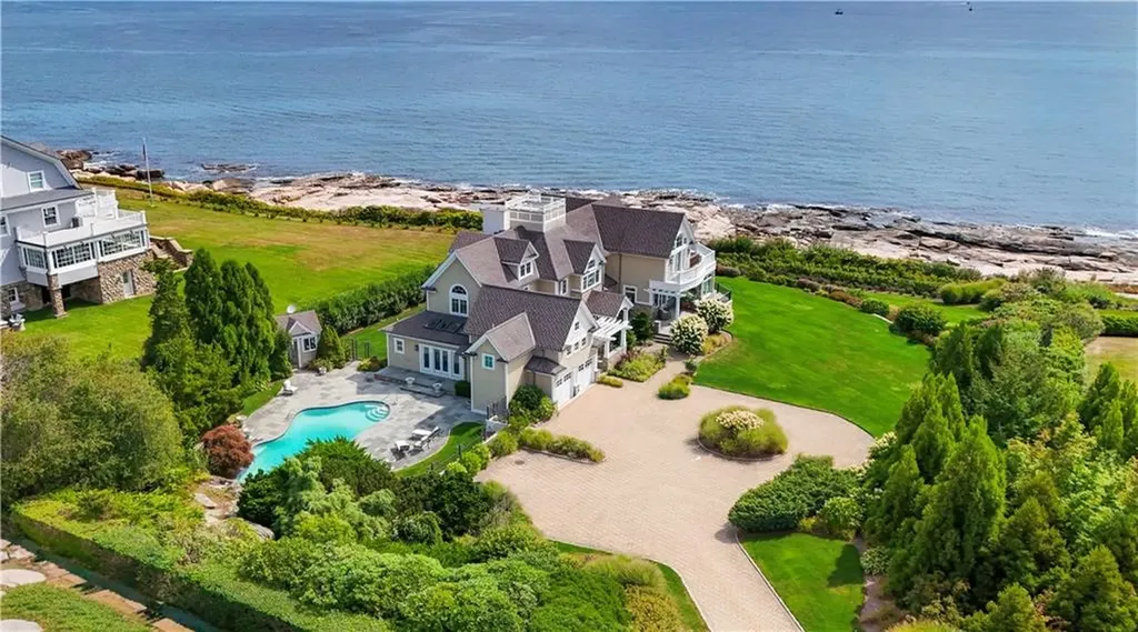 390 Ocean Road Narragansett RI 02882
