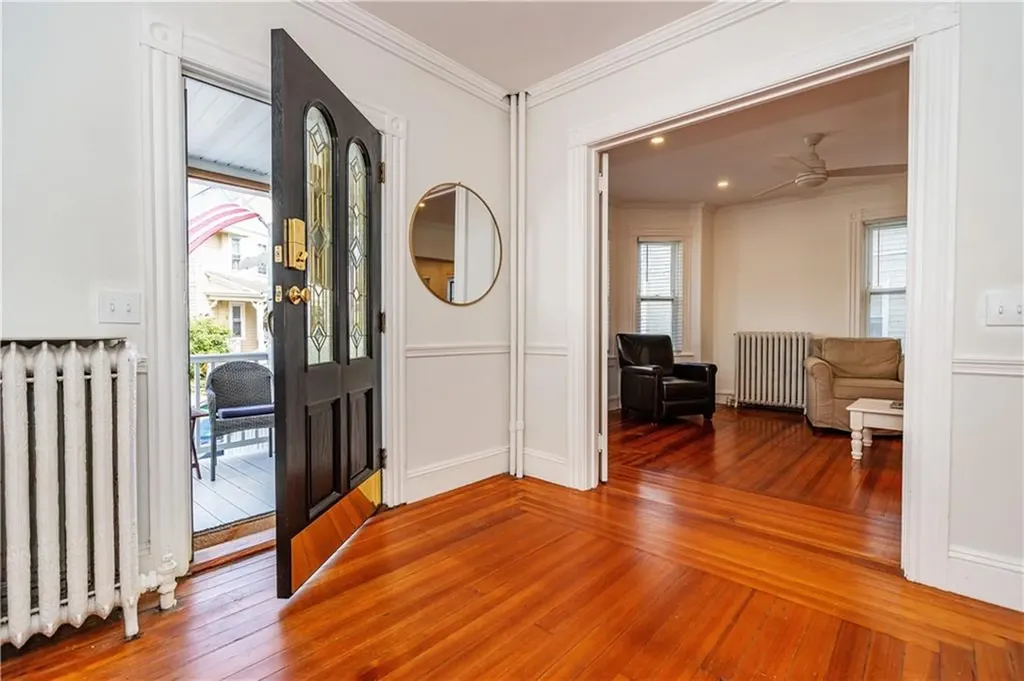 5 Gardiner Street Newport RI 02840