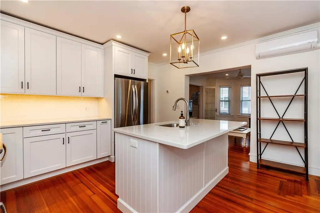 5 Gardiner Street Newport RI 02840
