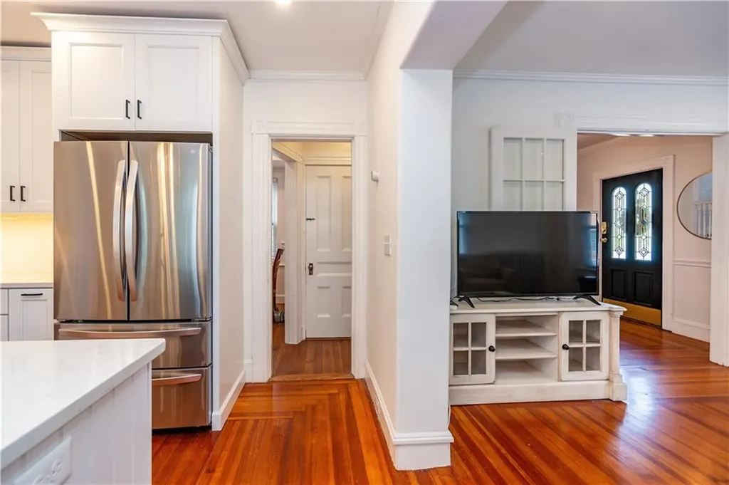 5 Gardiner Street Newport RI 02840