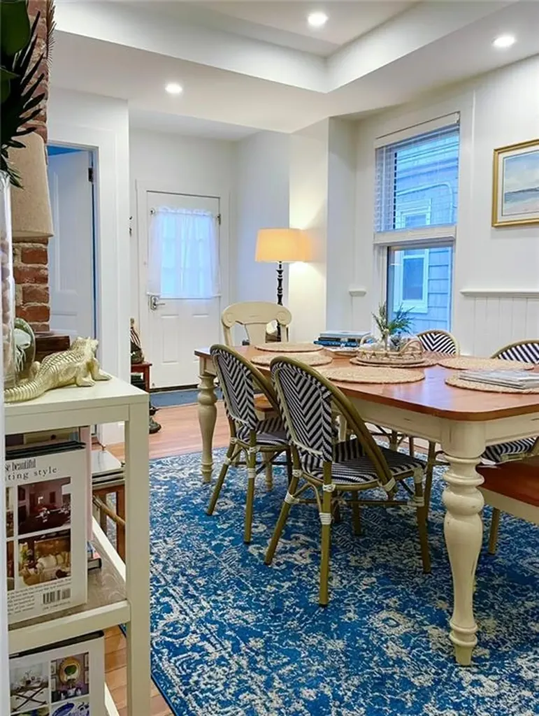 5 Gardiner Street Newport RI 02840
