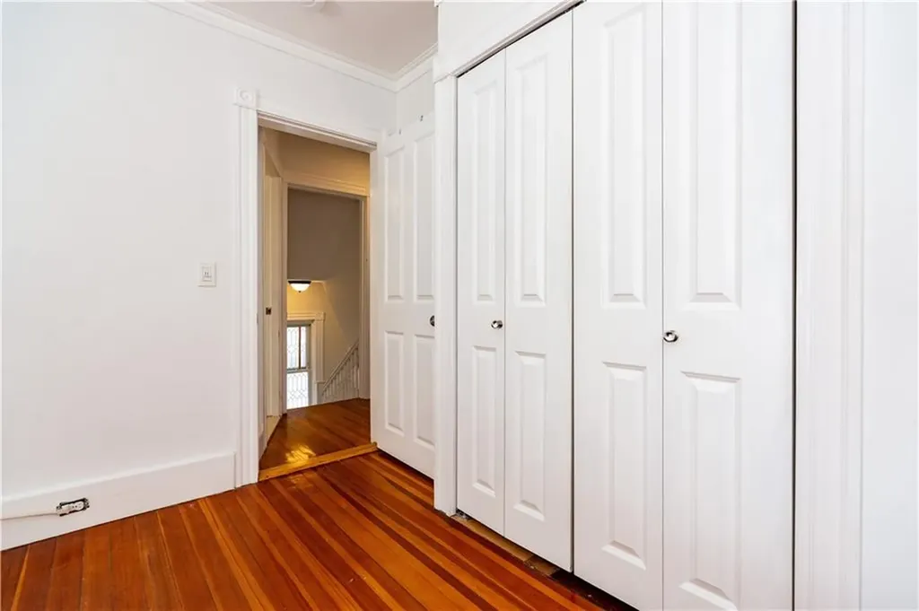 5 Gardiner Street Newport RI 02840
