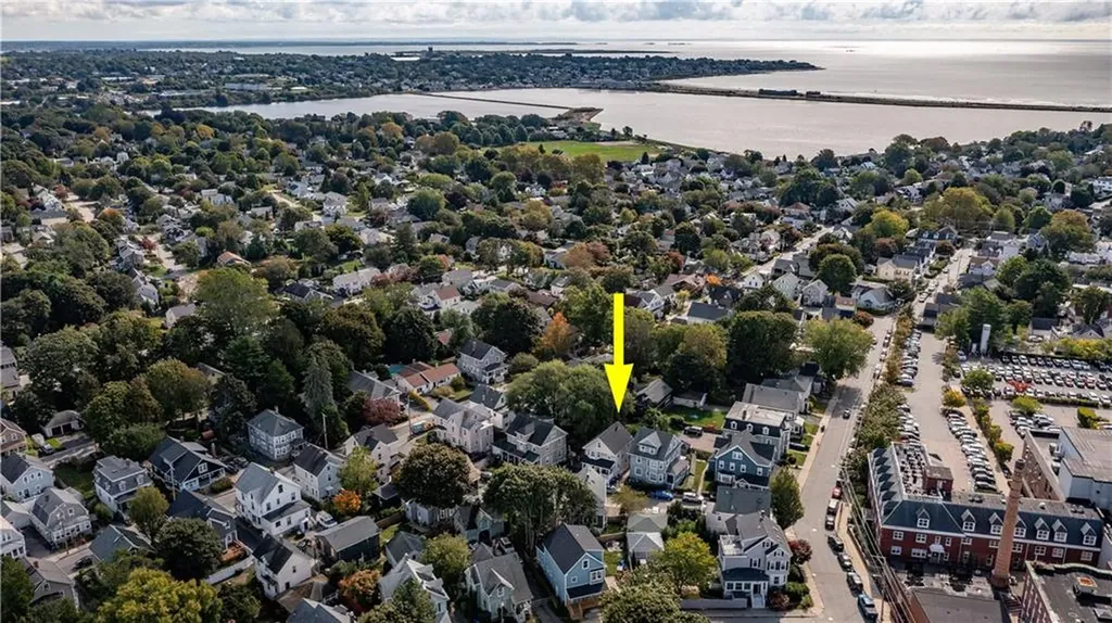5 Gardiner Street Newport RI 02840