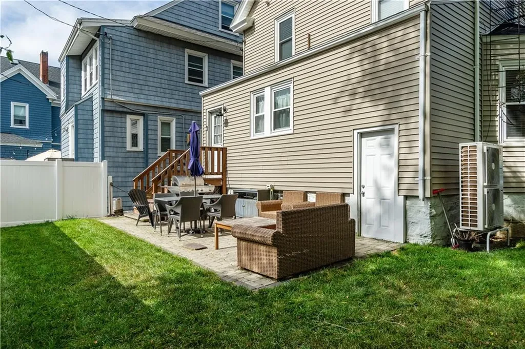 5 Gardiner Street Newport RI 02840