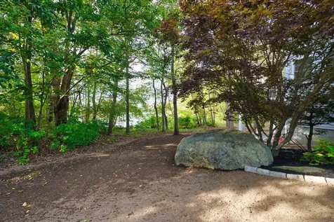 197 Church Pond Drive Tiverton RI 02878