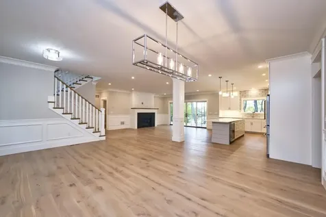 197 Church Pond Drive Tiverton RI 02878