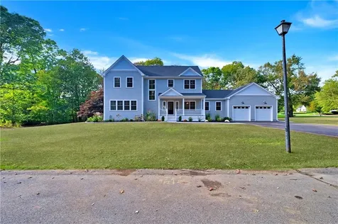 197 Church Pond Drive Tiverton RI 02878