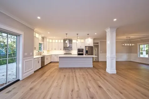 197 Church Pond Drive Tiverton RI 02878